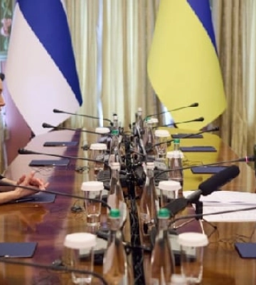 Украине нужны стратегические гарантии - Зеленский