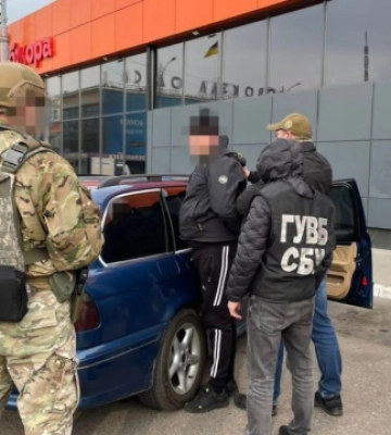 Виманював гроші у родичів загиблих військових: на Одещині викрили шахрая