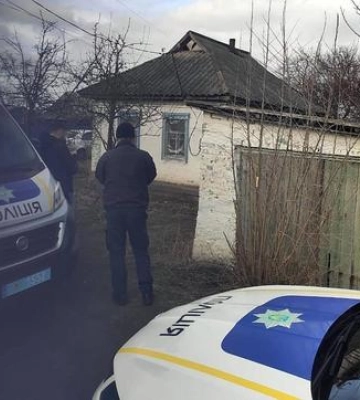 Вбив і прикрив речами: полтавця підозрюють у вбивстві рідної матері