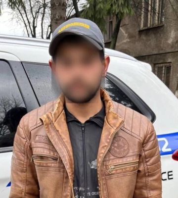 Закарпатські патрульні роти ТОР затримали чоловіка, який перебував у розшуку