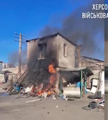 Ворог вдарив по Херсону, загинув чоловік, - ОВА. ВIДЕО