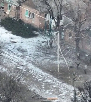 У розвідці Британії заявили про просування РФ на найгарячішій ділянці фронту: лінія оборони тепер проходить по Бахмутці (карта)