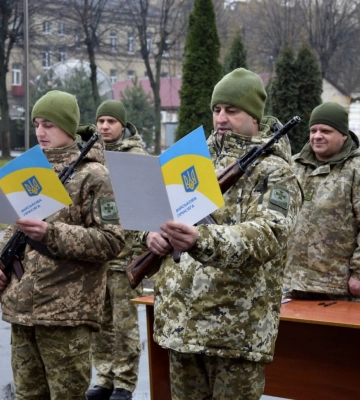 Моторошна трагедія на Заході України: вибухнув автомобіль з військовими