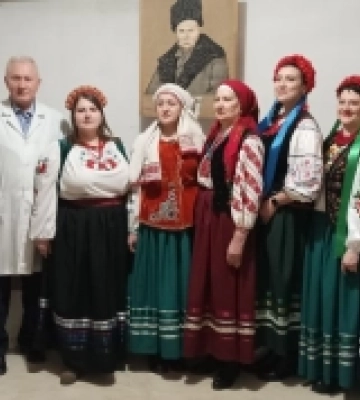 Вшанували Кобзаря і допомогли військовим: у Рівному виступив співочий колектив «Оберіг». ФОТО