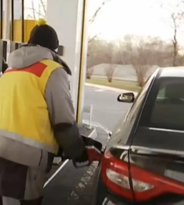 АЗС показали, що відбувається з цінами на бензин, дизель та автогаз у Київській області на вихідних