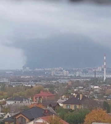 Війська РФ атакували Запоріжжя: влучили в об&#039;єкт, де проживають кількасот тисяч людей