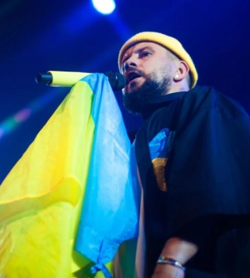 Відомий співак з Луцька Monatik  переклав українською свій хіт: що з цього вийшло