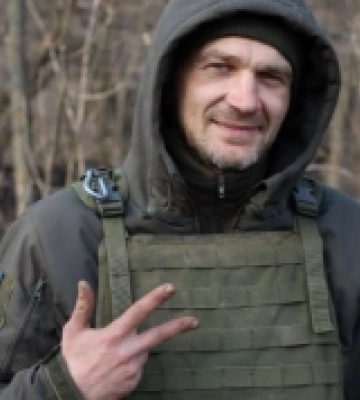 Боєць Луцького батальйону з автомата підстрелив ворожий дрон