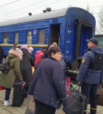 З Херсона продовжують курсувати безплатні евакуаційні потяги