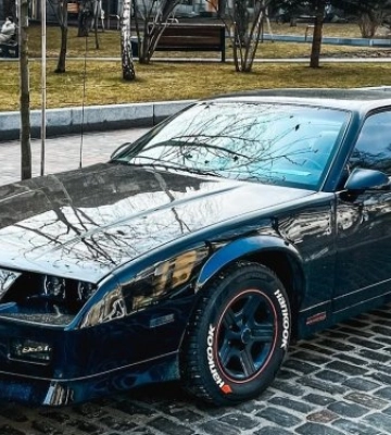 В Україні “засвітився” культовий американський автомобіль 1988 року