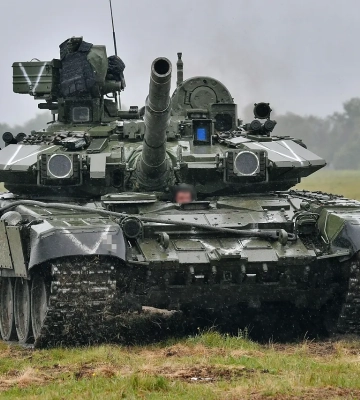 Пересели с Т-90 на Т-72: ВСУ уничтожили новые танки россиян возле Кременной, – Гайдай