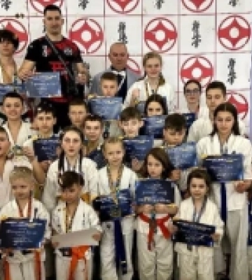 Каратисти з Мукачева вибороли 20 медалей на Відкритому чемпіонаті Львівської області
