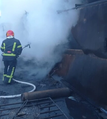 У Києві пожежа: лунають вибухи