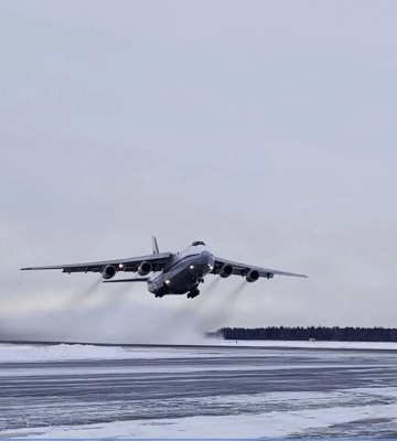 В Беларусь прибыл российский самолет с запчастями для А-50У, – Беларускі Гаюн