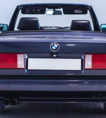 Унікальний BMW M3 1989 року продали за кругленьку суму (Фото)