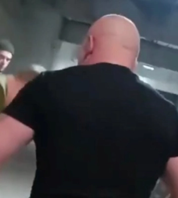 У мережі з&#039;явилися відео побиття солдата у військовій частині