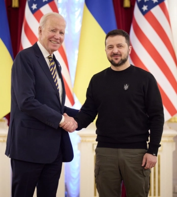 Між Києвом та Вашингтоном зростають розбіжності щодо війни з росією — Politico