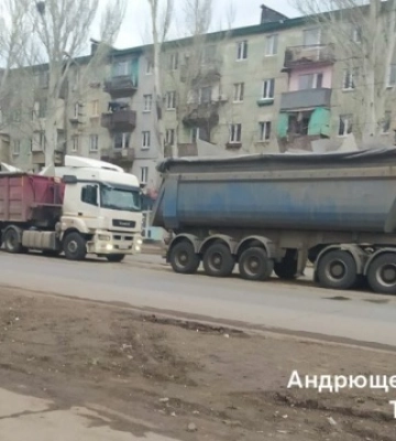 Андрющенко: в Крым через Мариуполь оккупанты везут «зубы дракона»