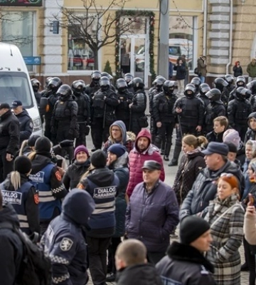 Підсумки 12.03: Протести у Молові та зірка Героя