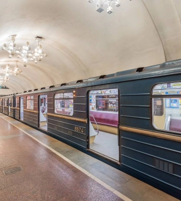 В Харькове опять остановилось метро — поезда стоят на самой длинной линии