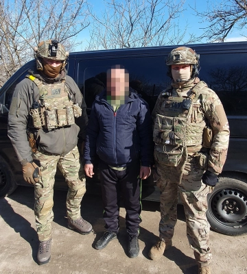“Здавав” росіянам учасників руху опору на Херсонщині: СБУ затримала посібника окупантів