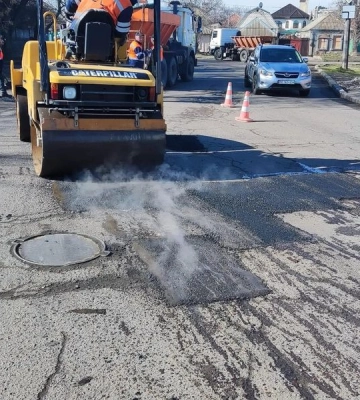 У Миколаєві розпочався аварійний ремонт доріг