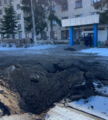 Ракетный удар по поселку Зноб-Новгородское Сумской области: есть погибший, четверо ранены
