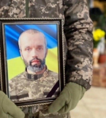 У Костополі попрощалися із військовим Яном Овдійчуком