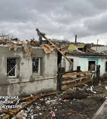 Армія РФ вранці обстріляла Харківщину: “приліт” у будинки, двоє поранених