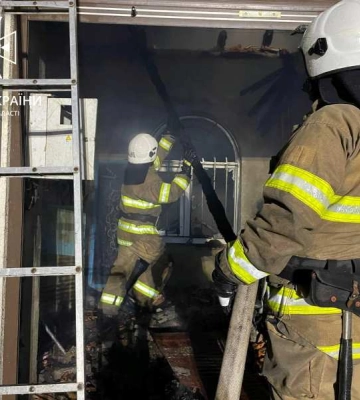 На Одещині спалахнув приватний будинок