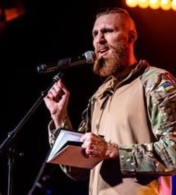Вишебаба розповів про реакцію дружин загиблих військових на кліп "Тільки не пиши мені про війну"