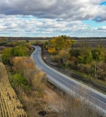 На дорогах Полтавщини встановлять нові дорожні знаки