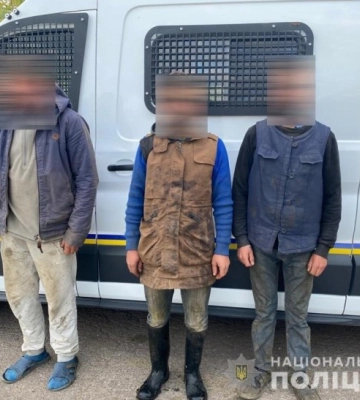 Поселяла у хліві: волинянку судять за те, що тримала людей у трудовому рабстві