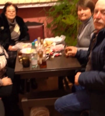 На Волині директорку й бібліотекарку застали за чаркою