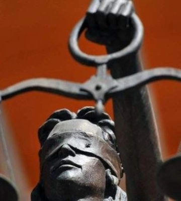 У Львові медсестру оштрафували на 100 тисяч гривень за відмову їхати на фронт