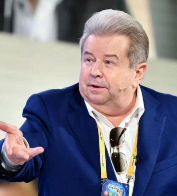 Поплавский угодил в скандал со студентами