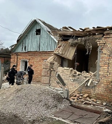 В полиции показали последствия обстрелов Днепропетровской области