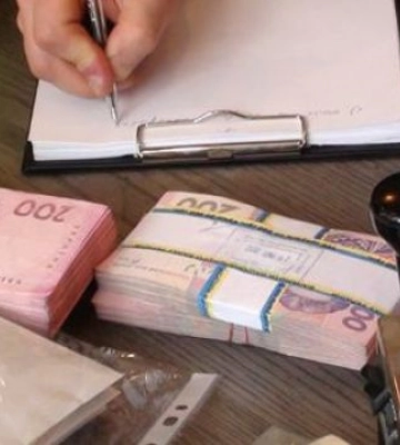 Матеріальної шкоди на 500 тисяч: на Волині посадовицю міськради підозрюють у службовій недбалості