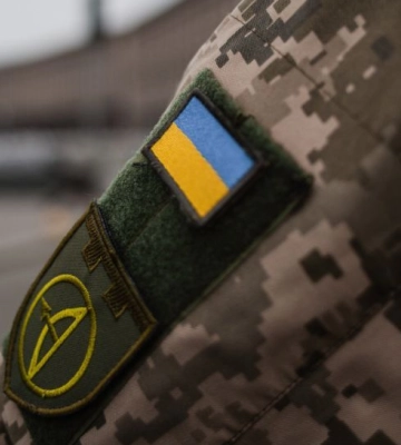 Споїли клофеліном та поцупили навіть взуття: шахраї обікрали військового, який був на лікуванні