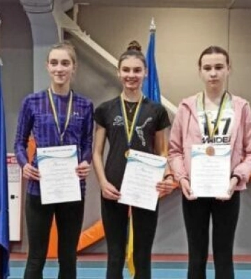 Дніпровські спортсмени здобули нагороди на Чемпіонатах України з легкої атлетики