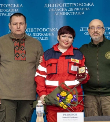 Міністр оборони України завітав до Дніпра та вручив відзнаки працівникам критичної інфраструктури