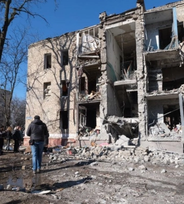 Рашисты ударили ракетой по центру Краматорска, погиб человек