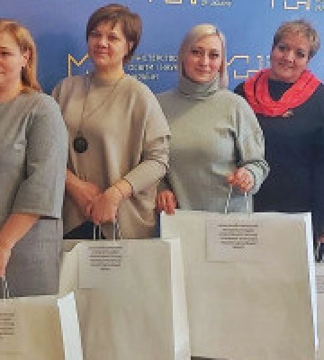 П&#039;ять дитсадків Бучі отримали нові ноутбуки