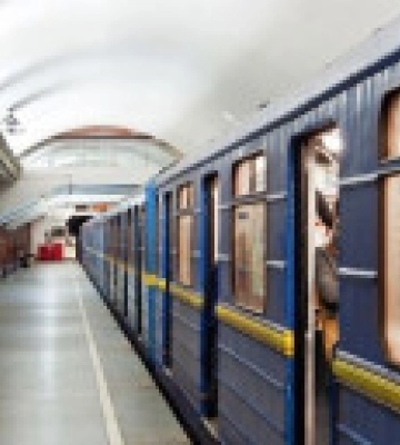В метро Киева снова заработали QR-коды