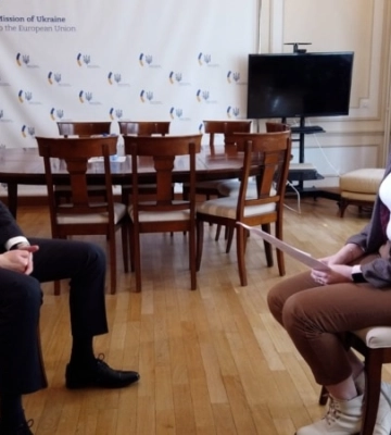 Про зброю зі складів ЄС, ефект від санкцій, майбутні переговори й Україну в ЄС. Ексклюзив із послом Ченцовим