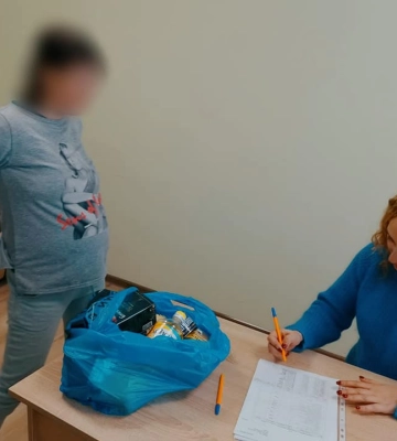 У Рівному внутрішньо переміщені особи отримують продуктові набори