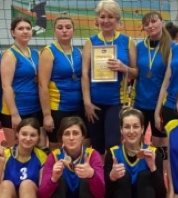 Острозькі волейболістки виграли бронзу на Хмельниччині
