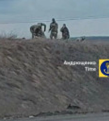 Оккупанты роют окопы вдоль трассы &quot;Мариуполь-Донецк&quot; - советник мэра