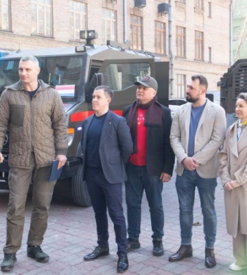 До Києва прибула партія броньованих «швидких» для ЗСУ