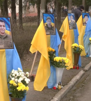 На Рівненщині вшанували пам&#039;ять загиблих внаслідок ракетного удару нацгвардійців